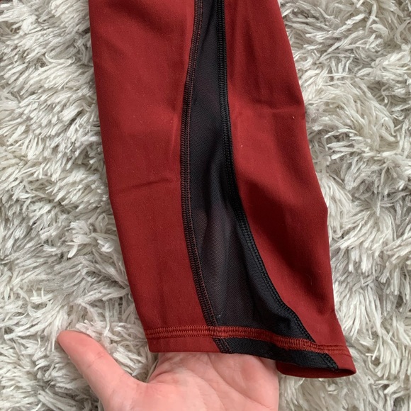 19” red lulu leggings!! - Picture 3 of 6